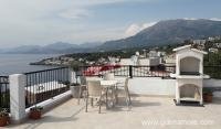 Apartments Tina, private accommodation in city Utjeha, Montenegro